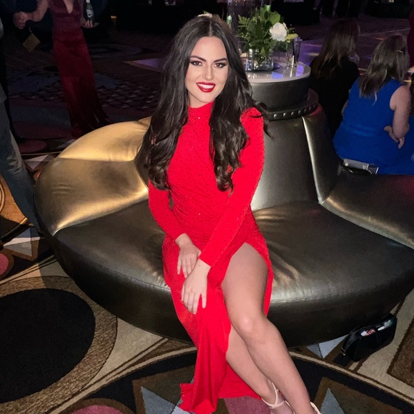 Jovani Red Dress Size 4 - Picture 5 of 5